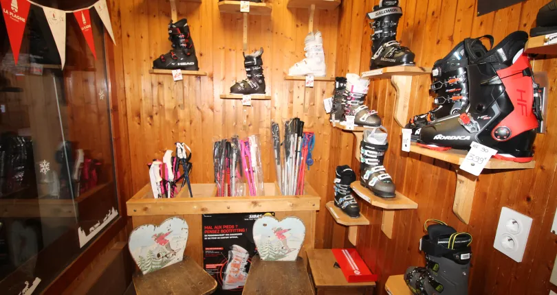 LA GODILLE MONTCHAVIN