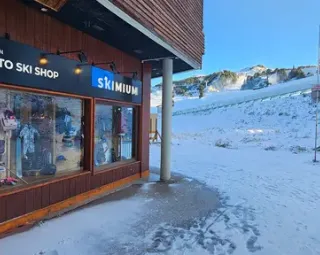 Sgambato ski shop Chamrousse
